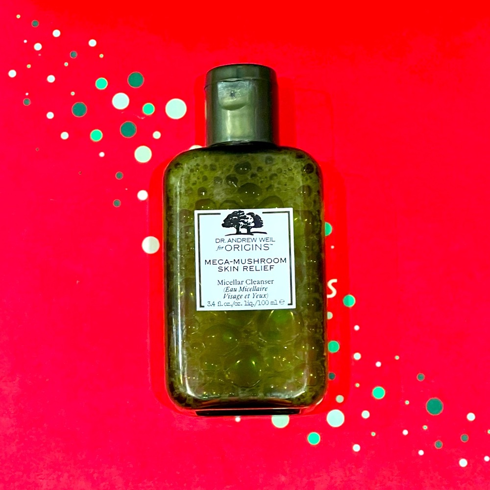 DR. WEIL FOR ORIGINS™
Mega-Mushroom Skin Relief Micellar Cleanser, 3.4 oz.